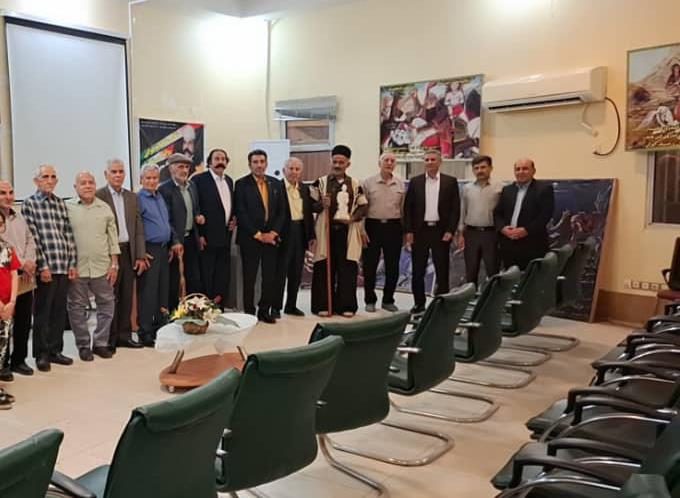 برگزاری نشست شاهنامه‌خوانی و پژوهش شاهنامه فردوسی با حضور بازنشستگان کشوری